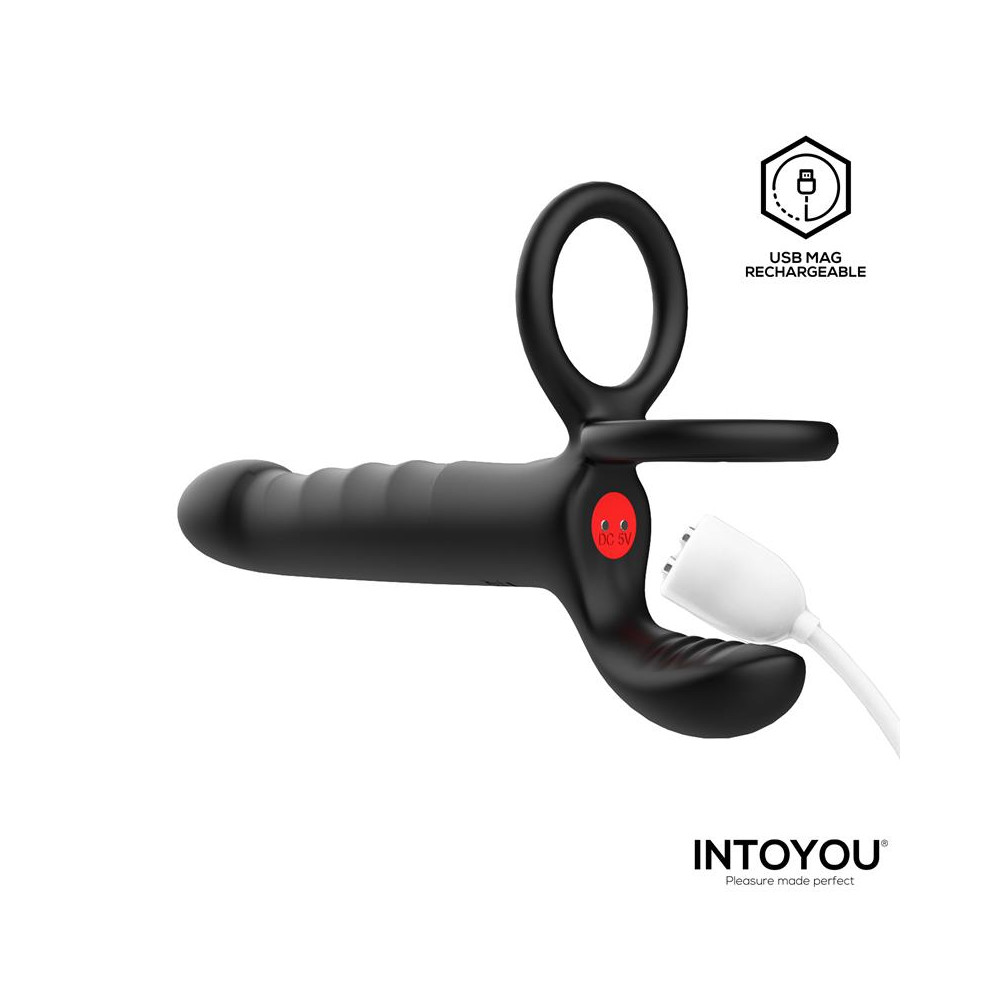 Magnor Dildo con Anillo Doble y Estimulador de Testículos