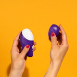 FREE ESTIMULADOR DE CLÍTORIS CON TAPA 10 NIVELES RECARGABLE MORADO