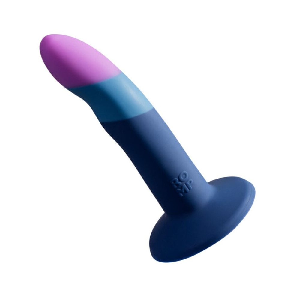 PICCOLO ARNÉS + DILDO SILICONA CON VENTOSA TRICOLOR 14 CM