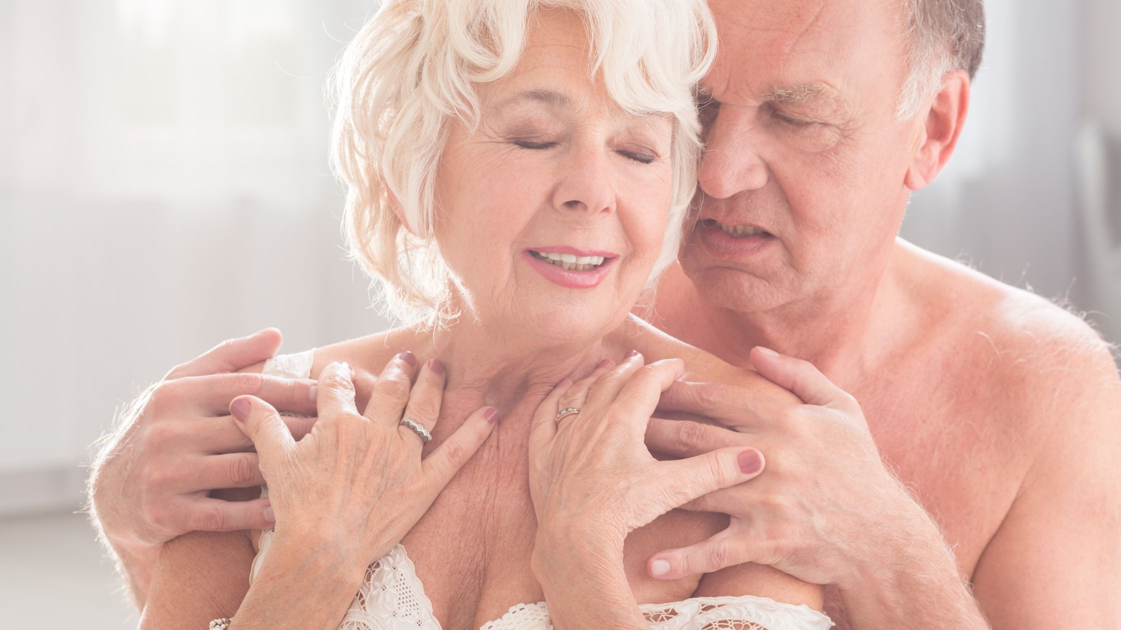 Juguetes eróticos y menopausia: Beneficios para la salud sexual